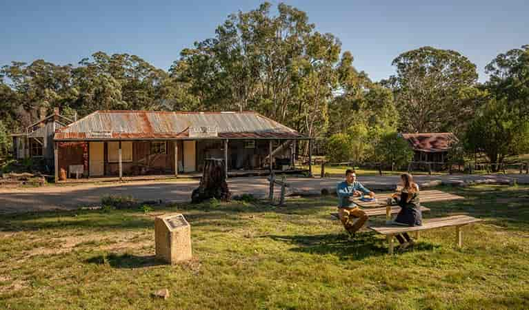 yerranderie-bank-roomattraction near highlands motor inn - oberon - nsw 1